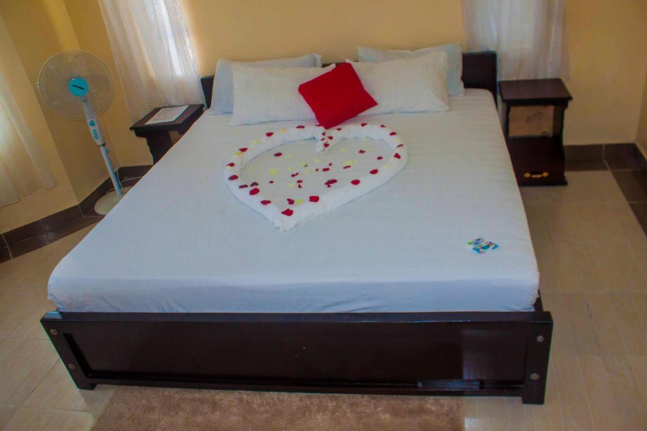 Elegant Comfy Rooms- Jkia ナイロビ エクステリア 写真