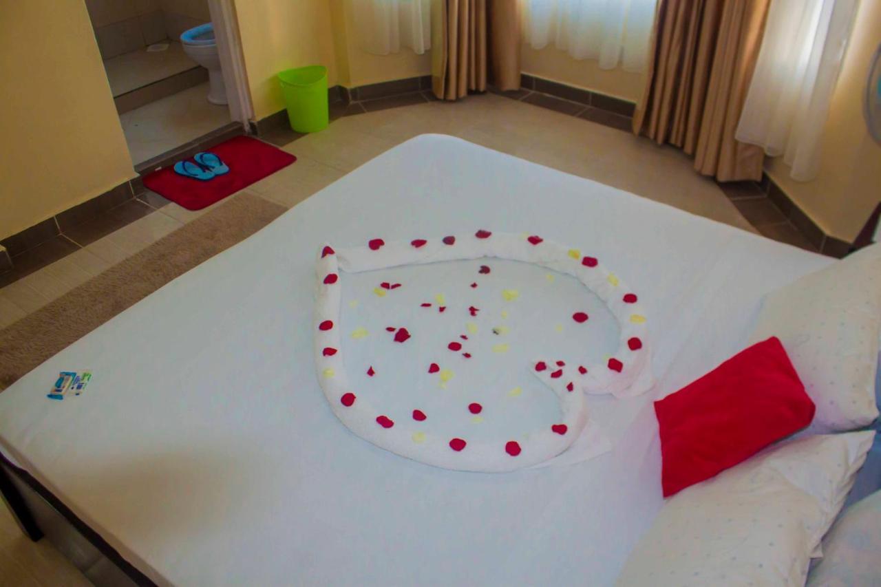 Elegant Comfy Rooms- Jkia ナイロビ エクステリア 写真